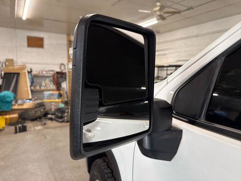 Used 2024 Chevrolet Silverado 2500 LT AWD/4WD image 95