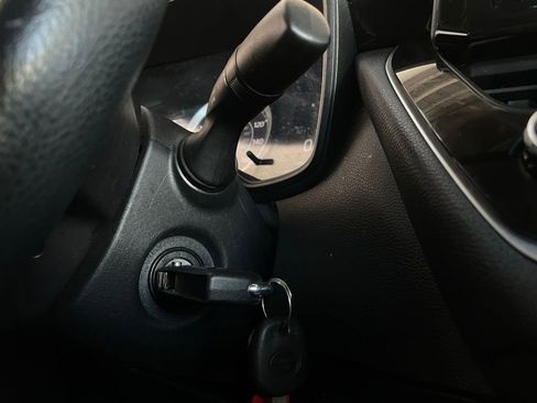 Used 2022 Toyota Corolla LE image 22