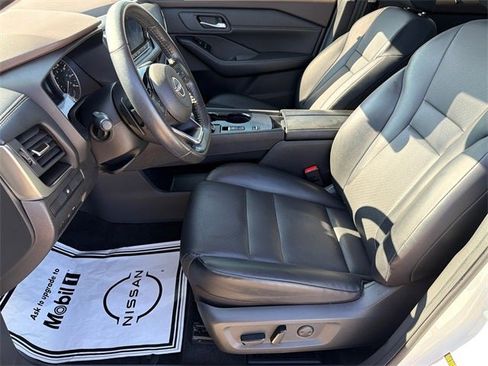 Certified 2023 Nissan Rogue SV w/ SV Premium B Package image 22