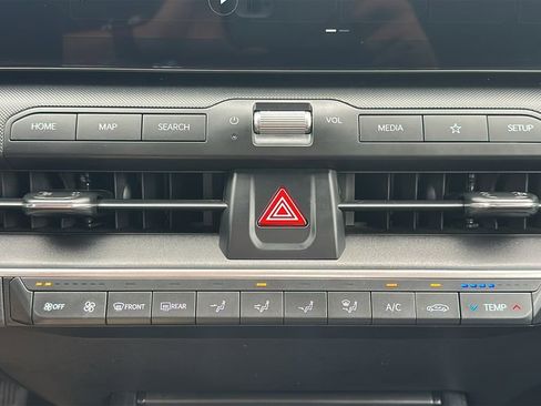 Used 2025 Kia K4 LXS image 25