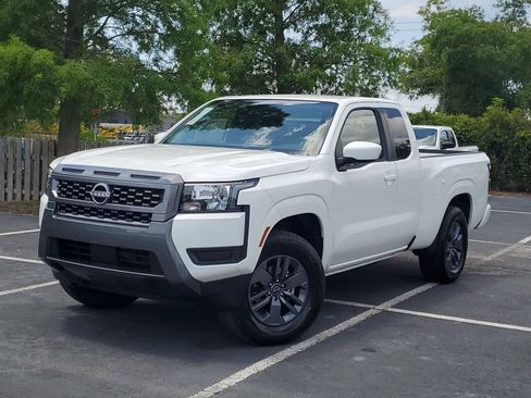 New 2025 Nissan Frontier SV image 16