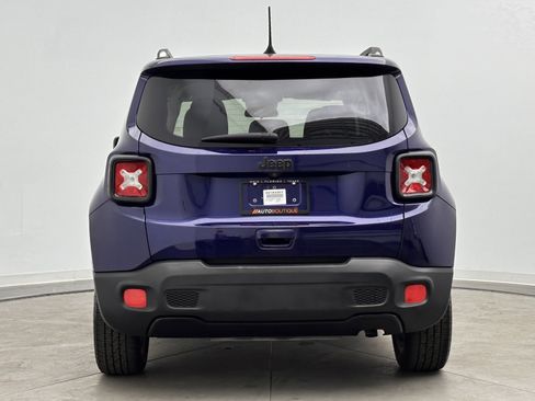 Used 2018 Jeep Renegade Altitude w/ Safety & Security Group FWD image 6