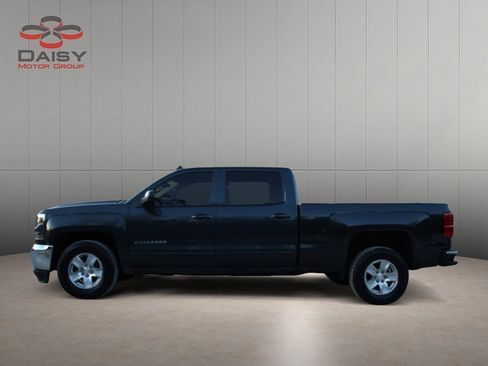 Used 2018 Chevrolet Silverado 1500 LT w/ All Star Edition image 8