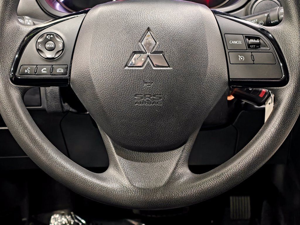 Used 2023 Mitsubishi Eclipse Cross LE AWD/4WD image 5