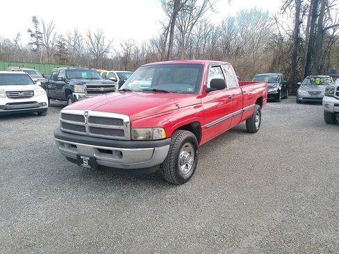 Used 1999 Dodge Ram 2500 Truck 2WD Quad Cab image 2