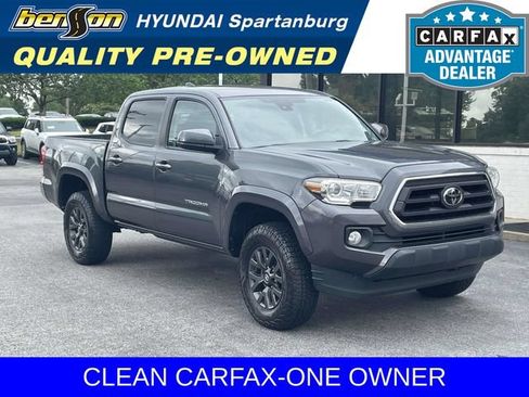Used 2020 Toyota Tacoma SR5 RWD image 1
