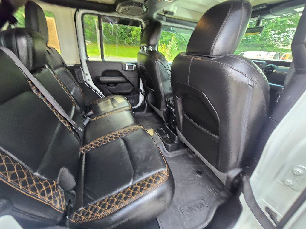 Used 2023 Jeep Wrangler Unlimited Sahara AWD/4WD image 21