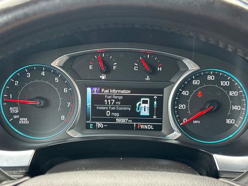 Used 2018 Chevrolet Traverse LT image 25