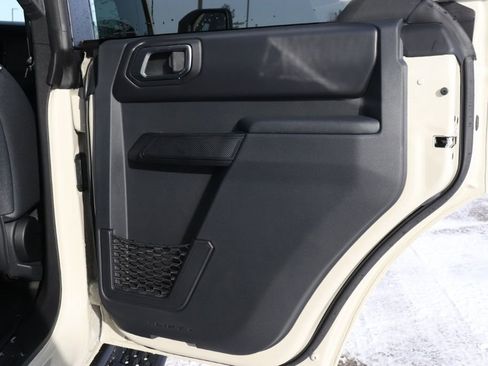 New 2025 Ford Bronco Badlands image 41