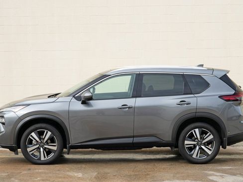 Used 2024 Nissan Rogue SL w/ SL Premium Package AWD/4WD image 45