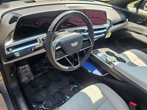 New 2026 Cadillac Lyriq Sport AWD/4WD image 19
