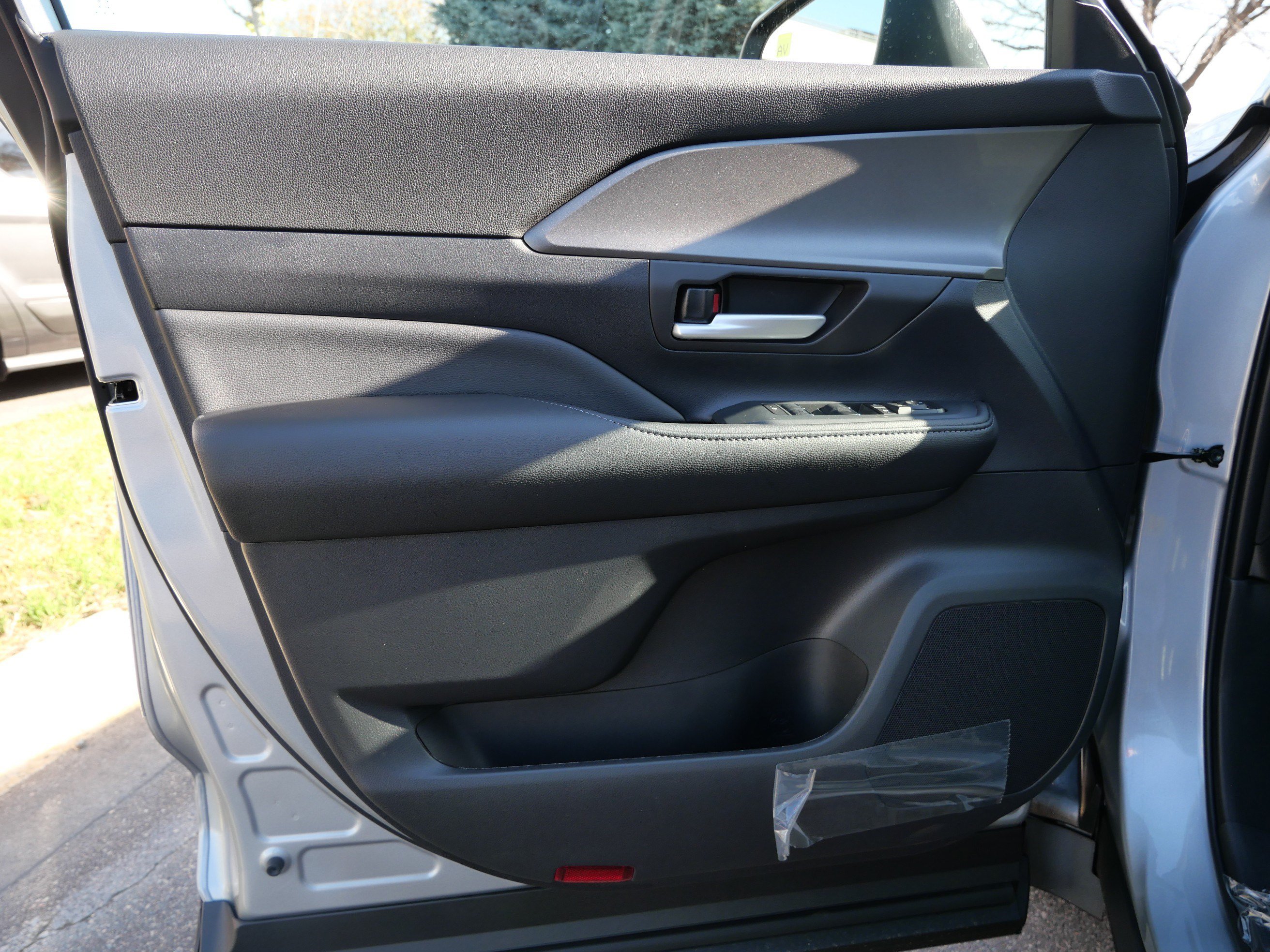 New 2026 Toyota Grand Highlander XLE FWD image 6