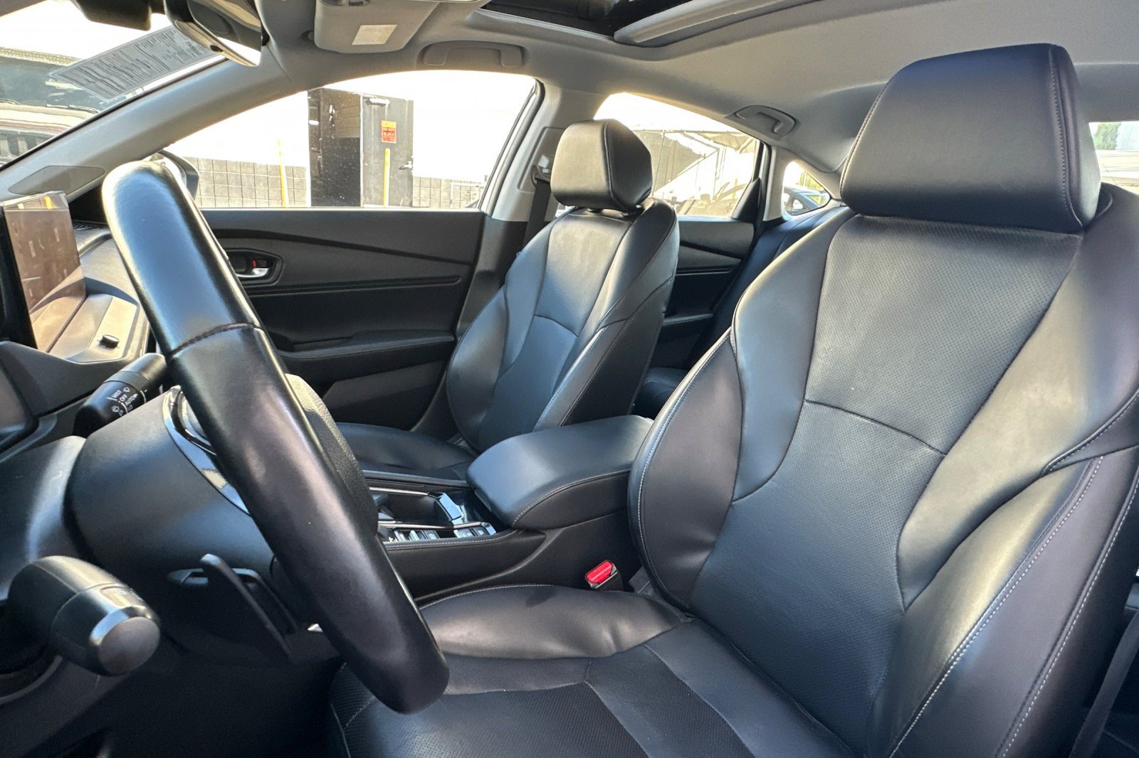 Used 2025 Honda Accord Touring image 5