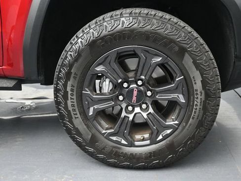 Used 2024 GMC Canyon Elevation w/ Elevation Premium Package AWD/4WD image 37