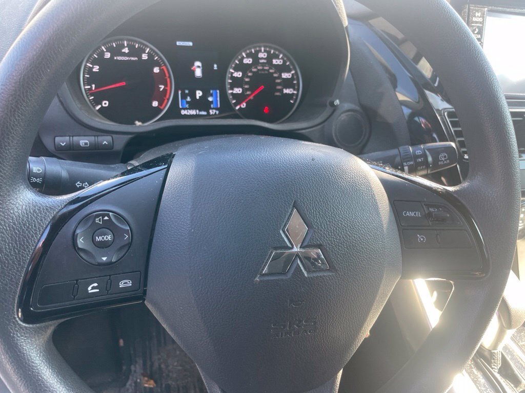 Used 2022 Mitsubishi Eclipse Cross ES AWD/4WD image 9