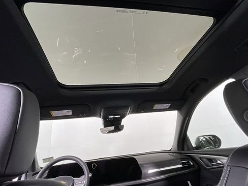 New 2026 Chevrolet Traverse LT w/ Sun and Wheel Package image 19