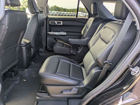 Certified 2023 Ford Explorer XLT w/ Equipment Group 202A image 27