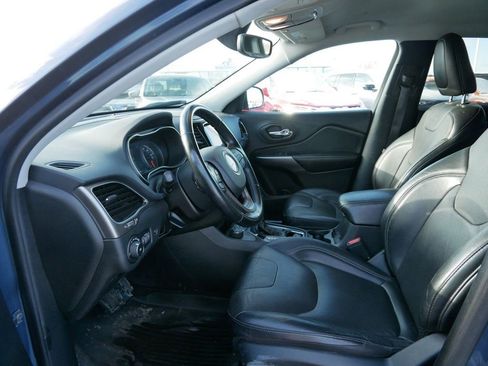 Used 2020 Jeep Cherokee Limited image 7