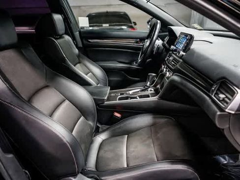 Used 2021 Honda Accord Sport image 15