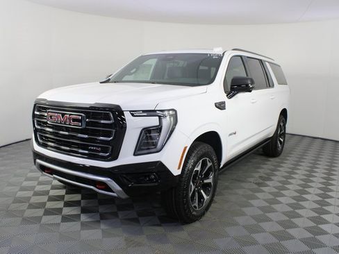 New 2026 GMC Yukon XL AT4 image 30