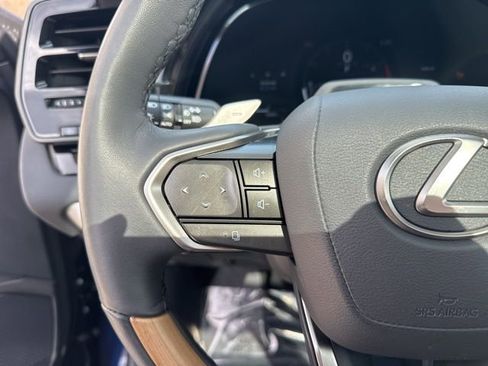Used 2025 Lexus RX 350 AWD w/ Convenience Package image 15