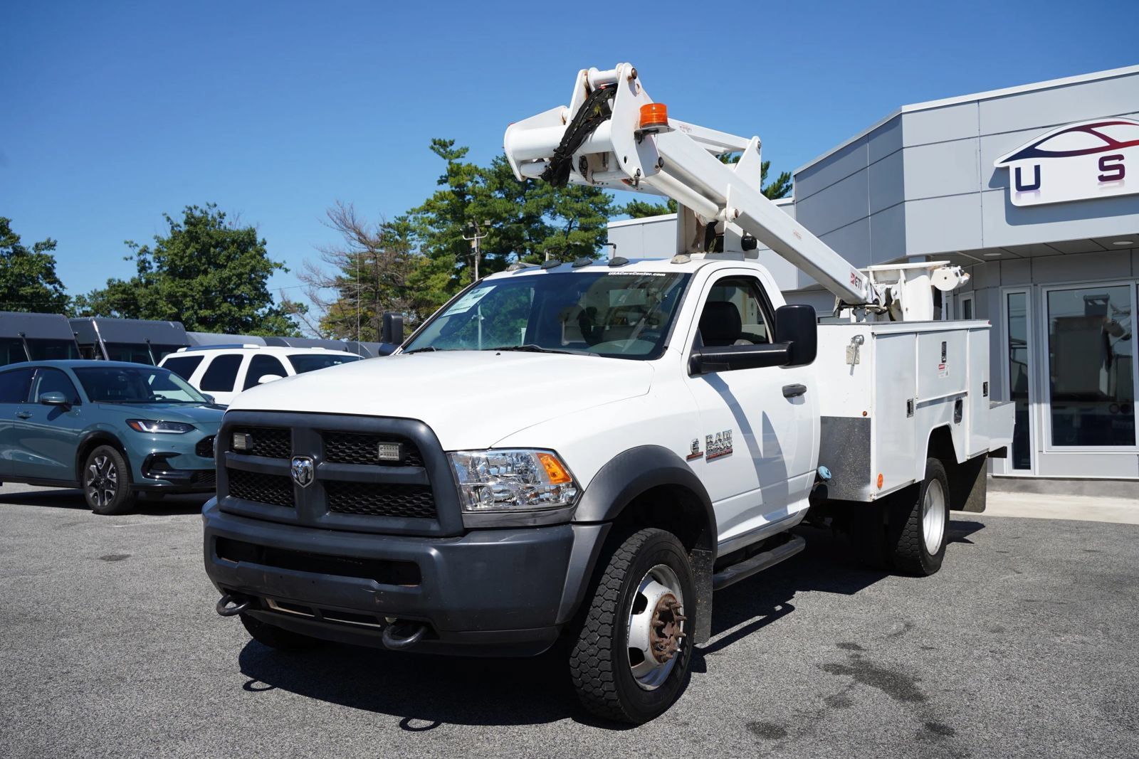Used 2015 RAM 5500 Tradesman w/ Cold Weather Group AWD/4WD image 6