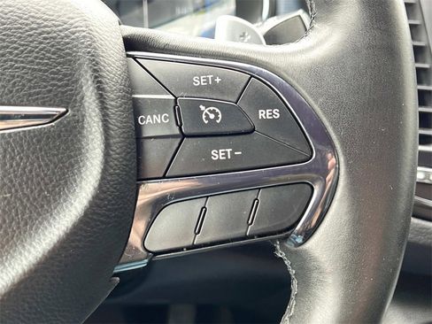 Used 2015 Chrysler 200 S image 20