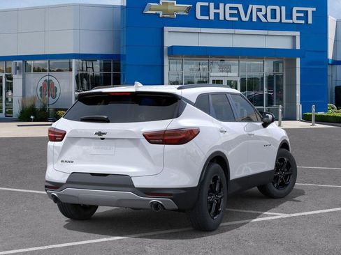 New 2026 Chevrolet Blazer LT image 4