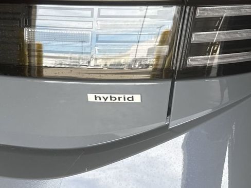 New 2025 Hyundai Sonata Limited image 36