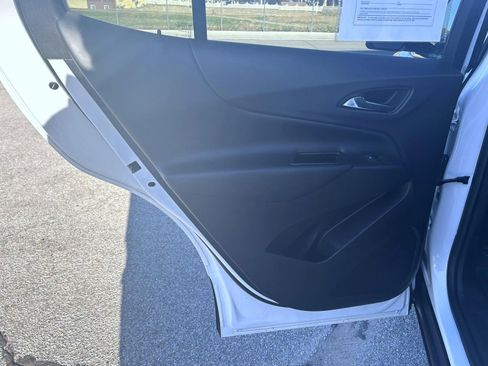 Certified 2024 Chevrolet Equinox LT w/ LPO, Floor Liner Package image 17