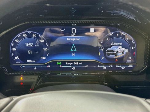 Used 2022 Chevrolet Silverado 1500 LT Trail Boss w/ LT Trail Boss Premium Package AWD/4WD image 11