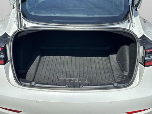 Used 2022 Tesla Model 3 image 33