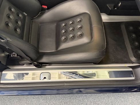 Used 2006 Ford GT RWD image 33