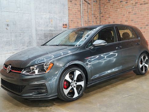 Used 2017 Volkswagen GTI S FWD image 6