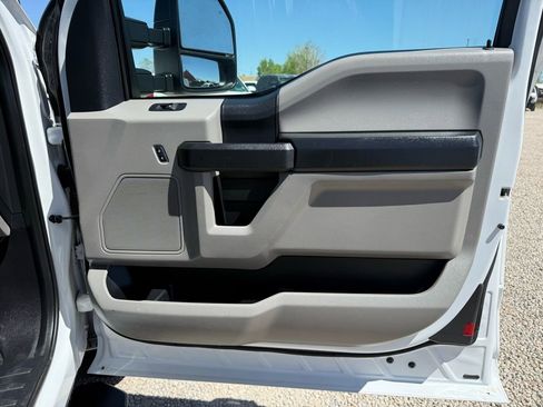 Used 2017 Ford F250 XL w/ Power Equipment Group image 13