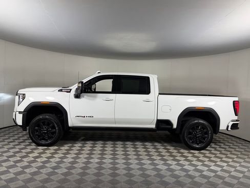 Used 2024 GMC Sierra 3500 AT4 w/ AT4 Premium Plus Package AWD/4WD image 7