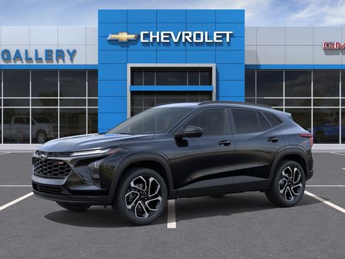 New 2026 Chevrolet Trax RS w/ Sunroof Package FWD image 2