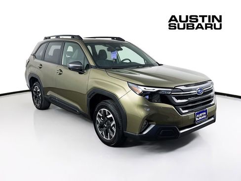 Used 2026 Subaru Forester Premium image 1