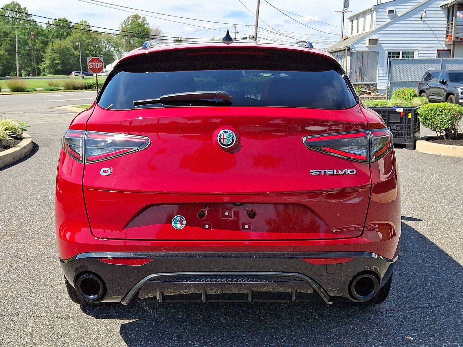 Used 2024 Alfa Romeo Stelvio Veloce AWD/4WD image 5