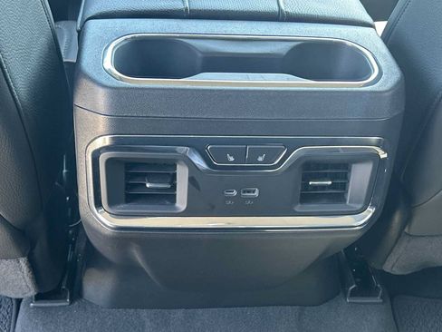 Used 2024 GMC Sierra 1500 Denali w/ Technology Package AWD/4WD image 21