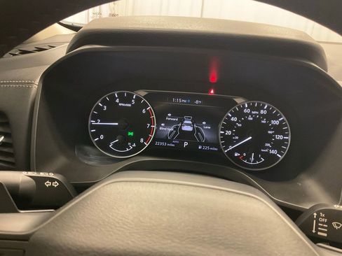 Used 2025 Nissan Rogue SV image 13