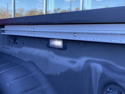 Used 2023 Nissan Frontier PRO-4X w/ Pro Convenience Package image 43