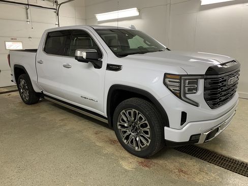 New 2026 GMC Sierra 1500 Denali Ultimate image 1