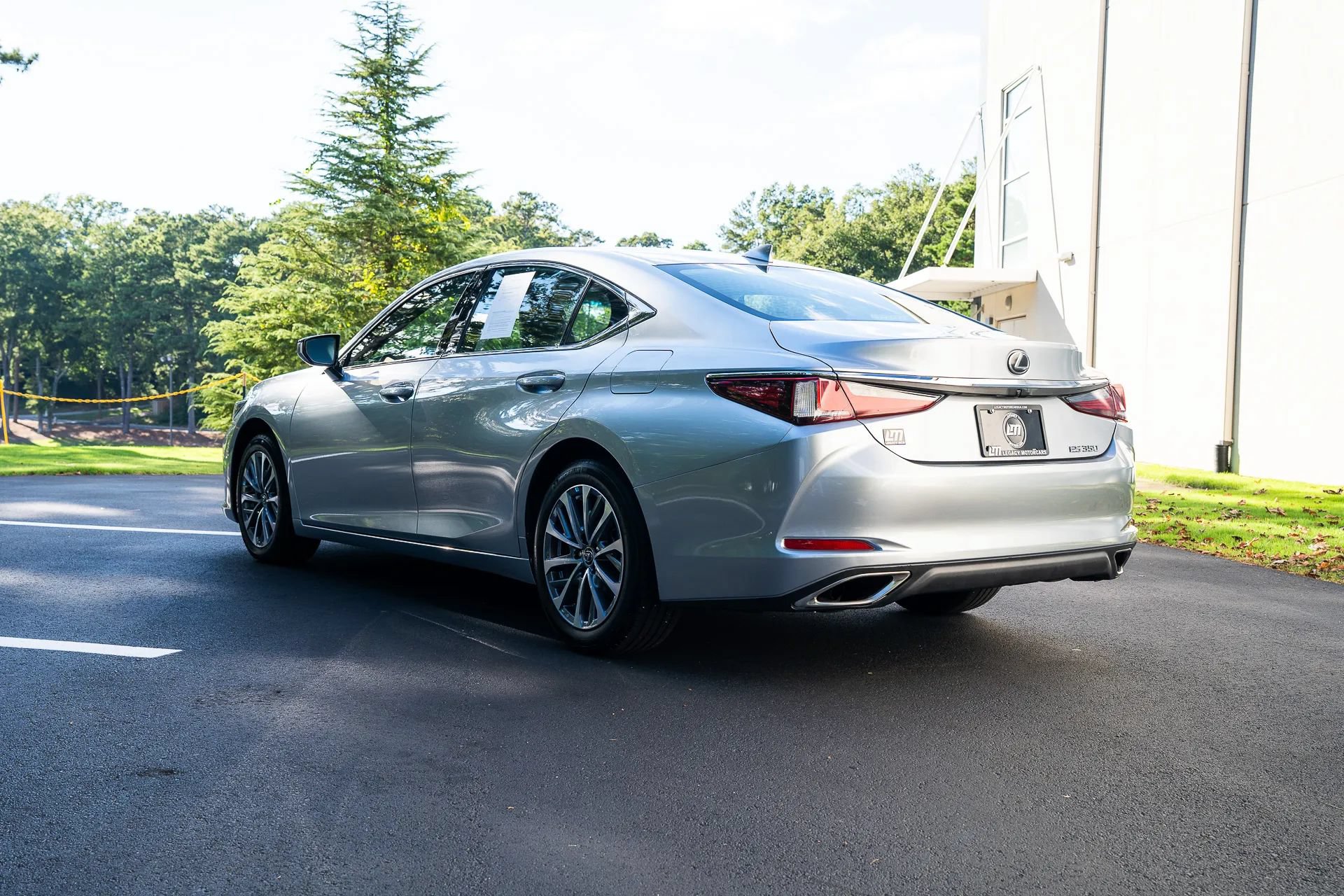 Used 2023 Lexus ES 350 FWD image 6