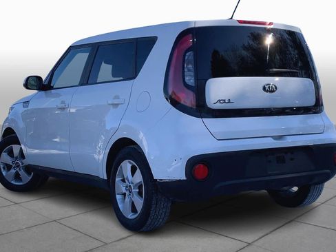 Used 2019 Kia Soul Base w/ Convenience Package image 11