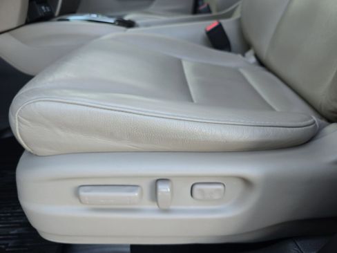 Certified 2019 Honda Pilot Touring image 30