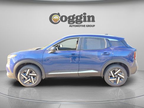 New 2026 Nissan Kicks SV FWD image 2