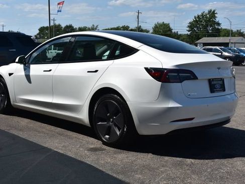 Used 2022 Tesla Model 3 RWD image 15