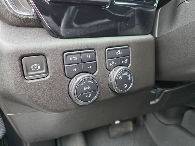Used 2023 Chevrolet Silverado 1500 LT w/ Z71 Off-Road Package AWD/4WD image 16
