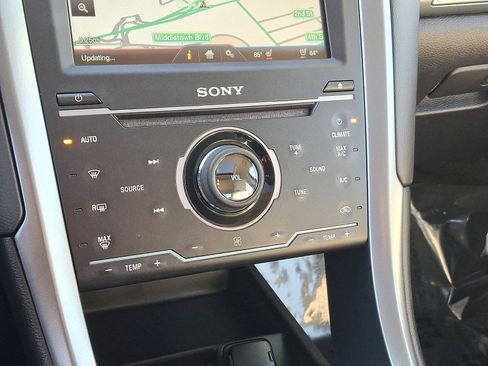 Used 2015 Ford Fusion Titanium image 15